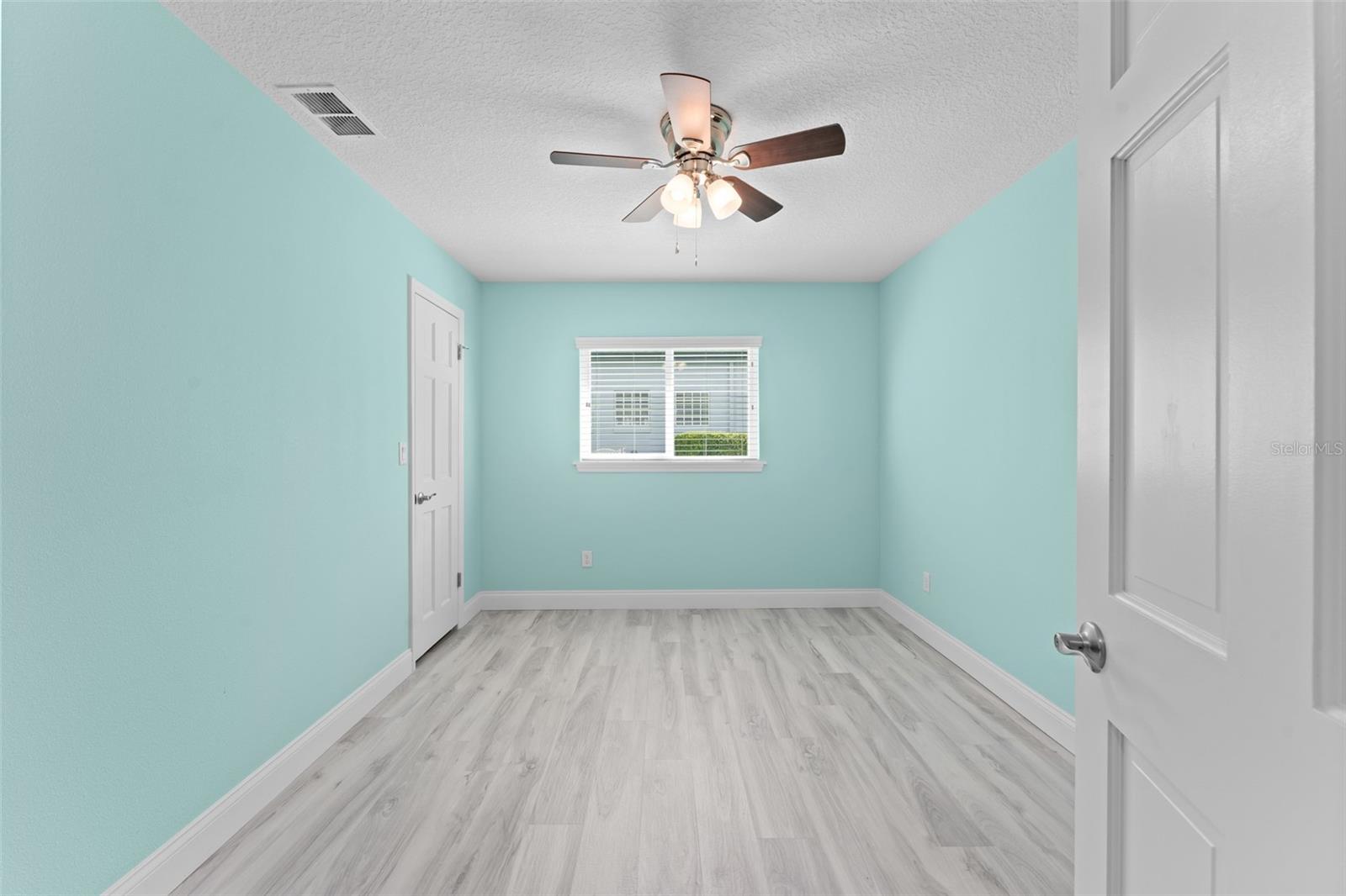 Image 36 of 53 For 1193 Errol Parkway