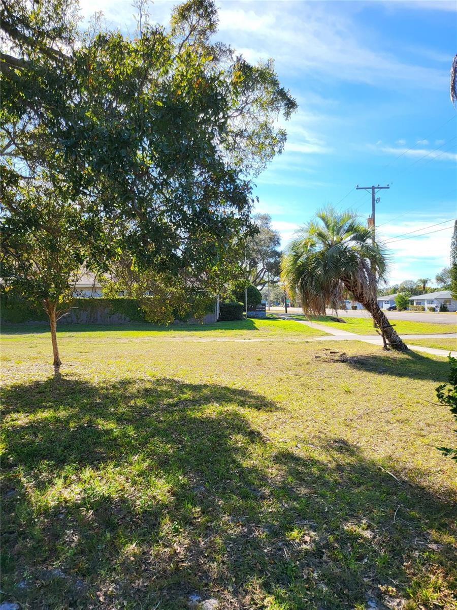 Image 7 of 14 For 2131 Coachman Road