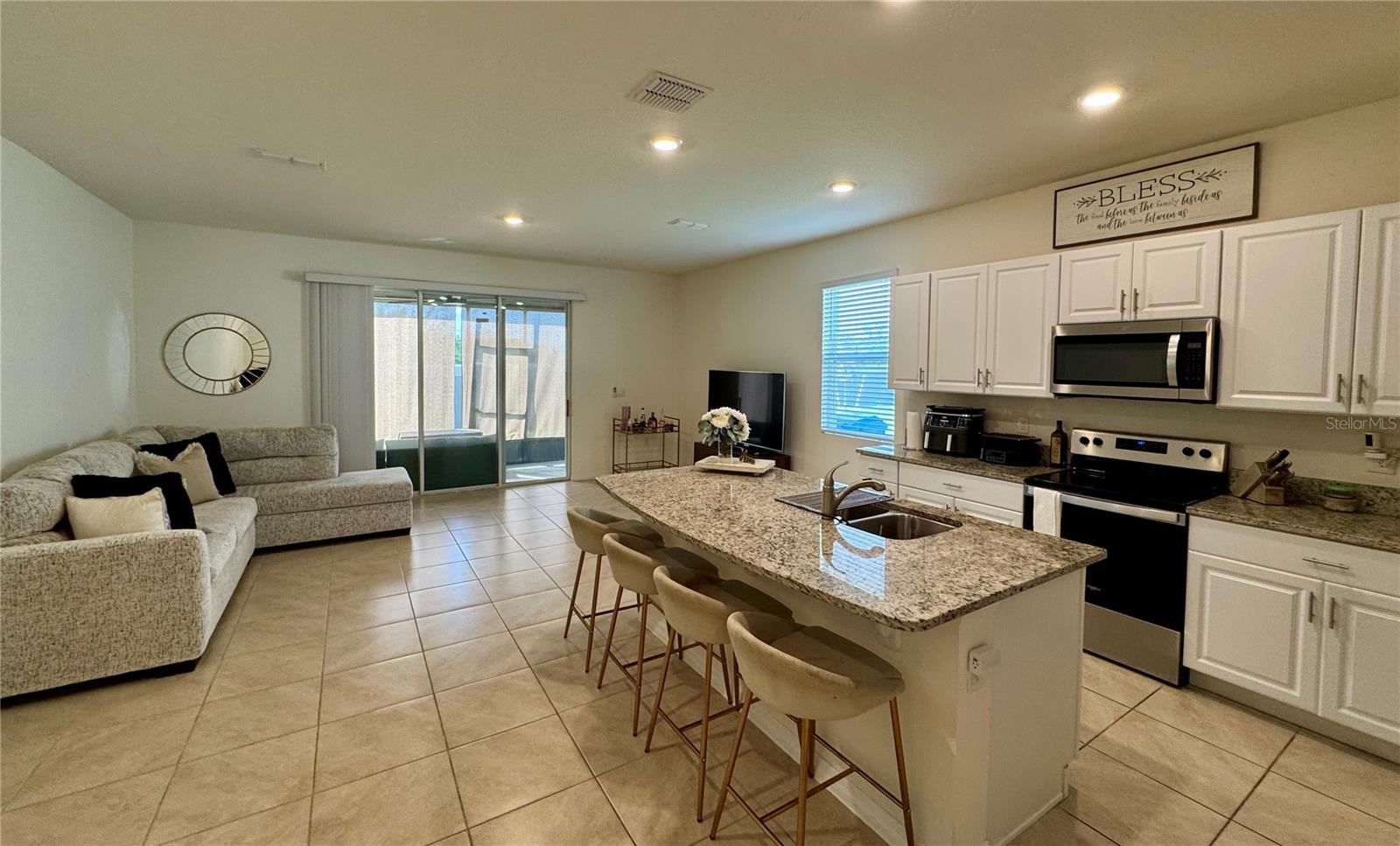 Image 6 of 27 For 1314 Isleta Loop