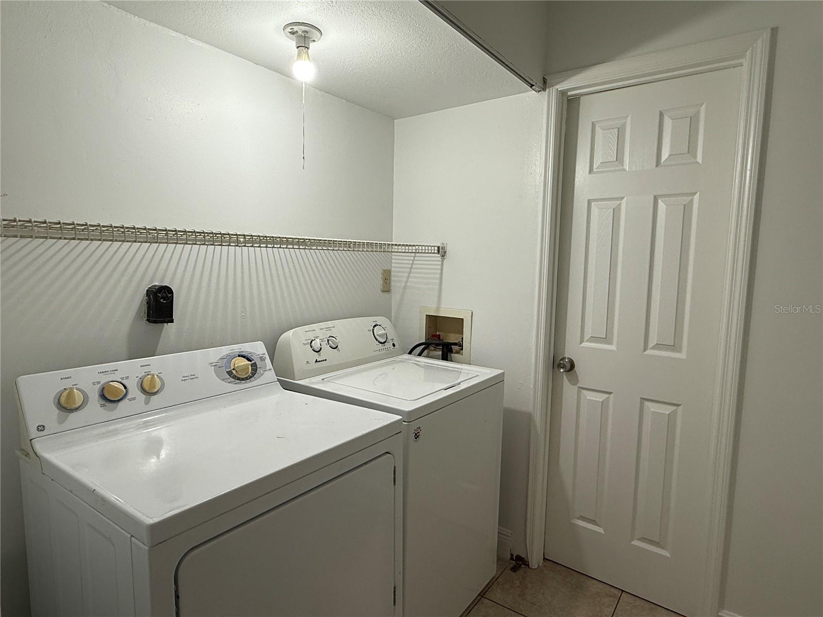 Image 23 of 27 For 238 Riverbend Drive 105