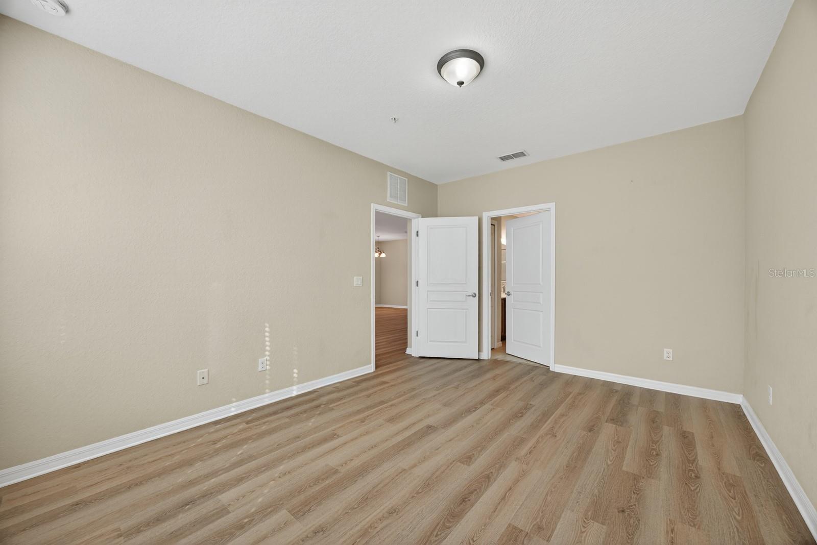 Image 15 of 41 For 8356 Bella Tierra Court