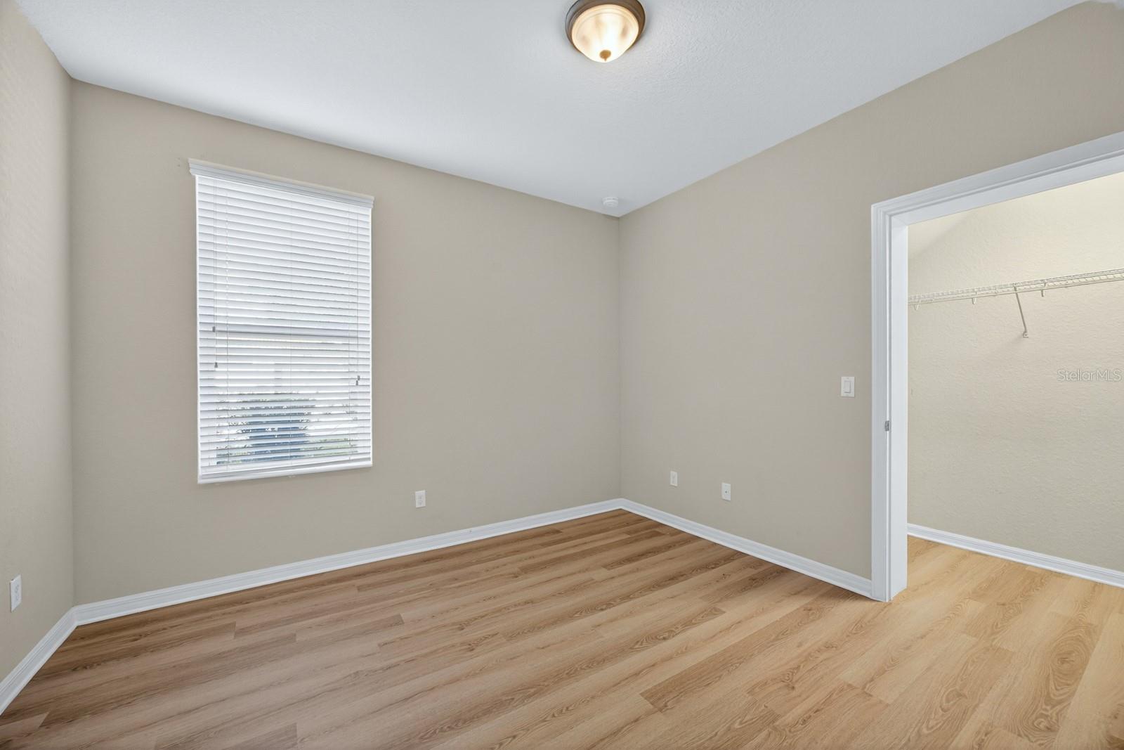 Image 17 of 41 For 8356 Bella Tierra Court