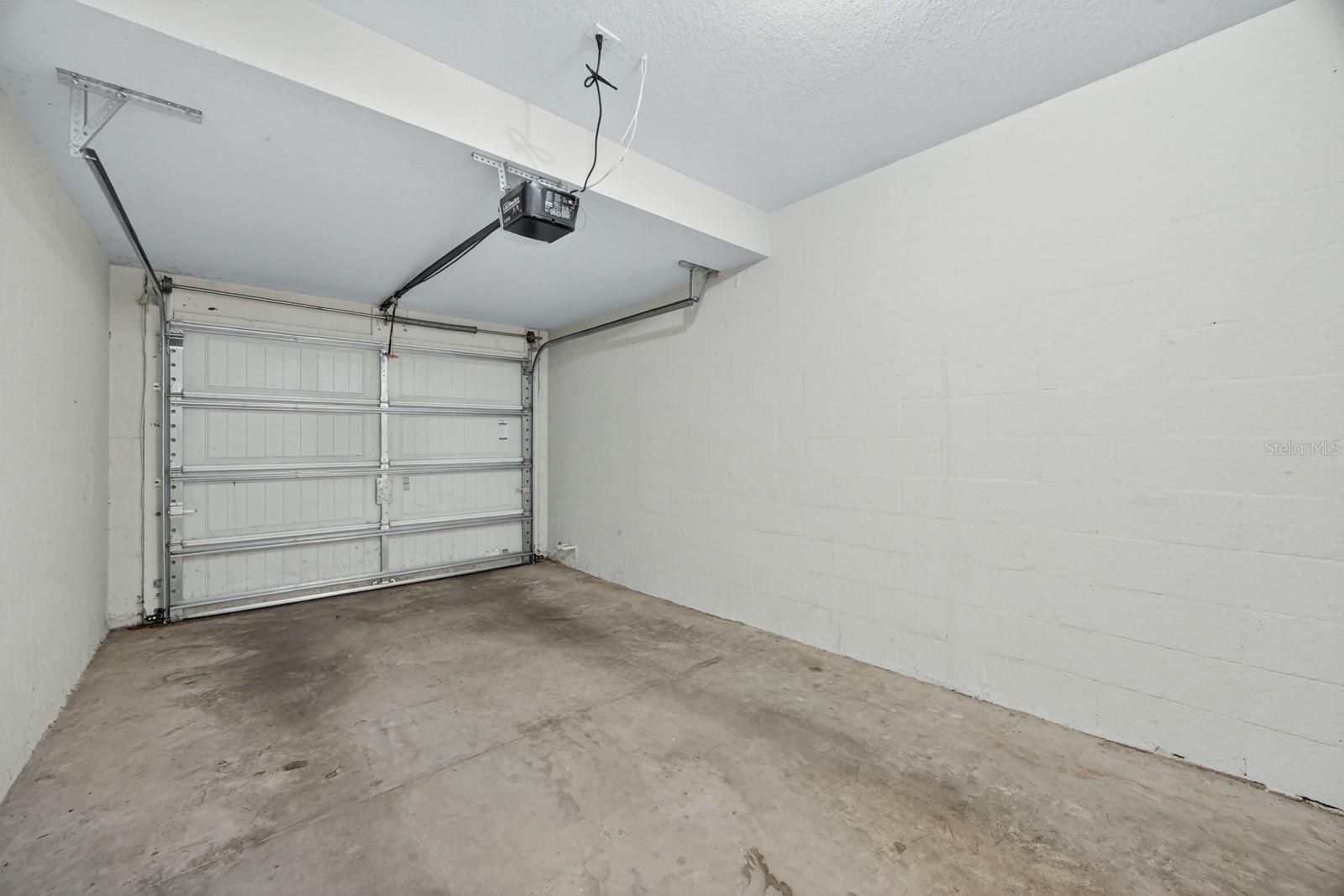 Image 26 of 41 For 8356 Bella Tierra Court