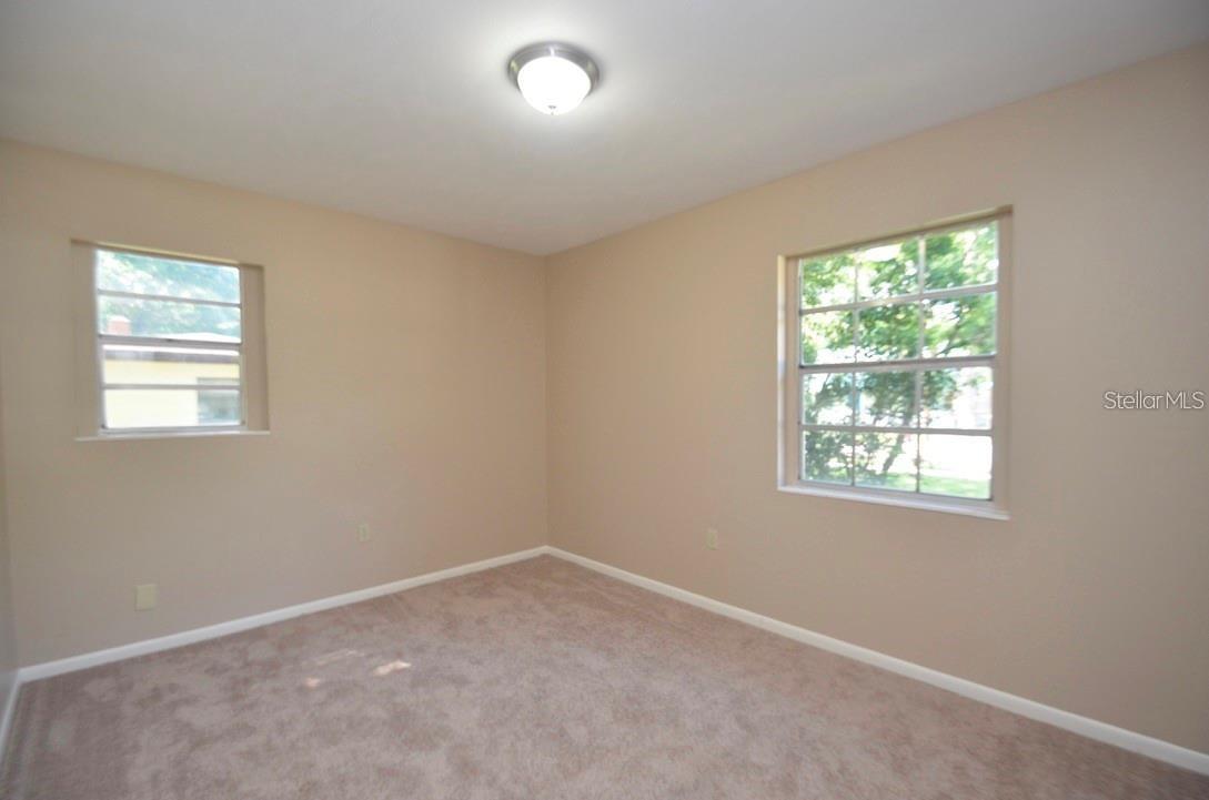 Image 11 of 26 For 615 Sarita Street