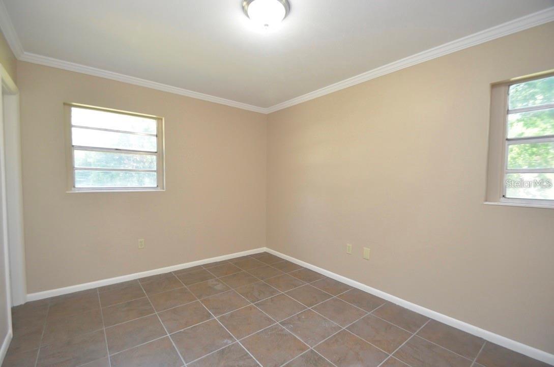 Image 7 of 26 For 615 Sarita Street