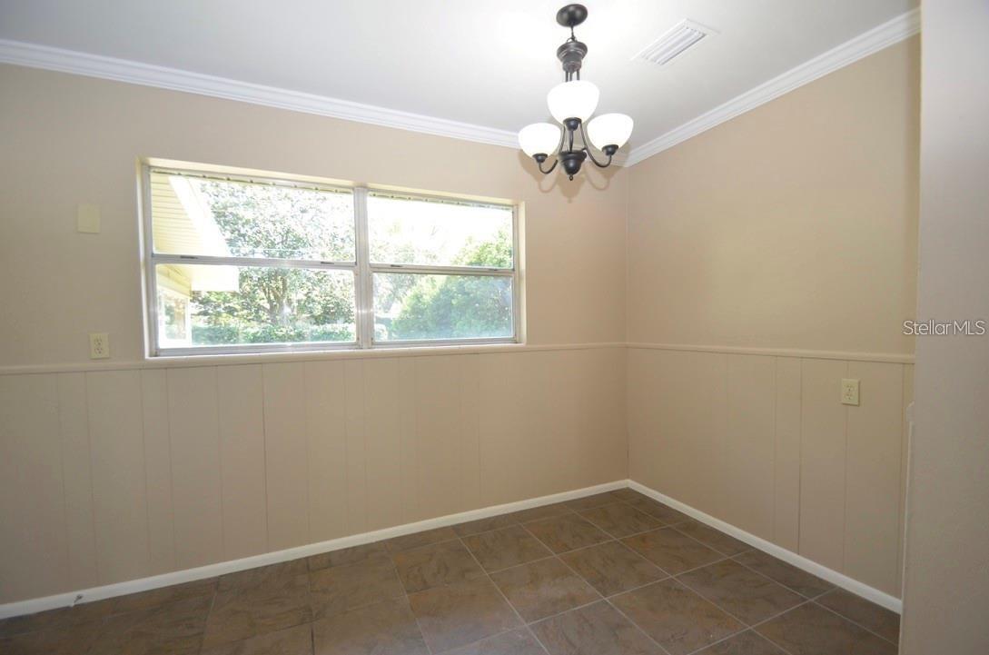 Image 8 of 26 For 615 Sarita Street