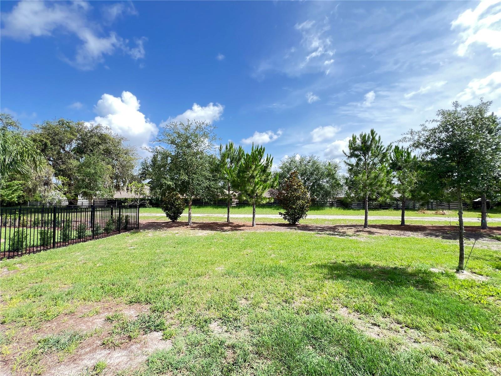 Image 27 of 35 For 8053 Penrose Place
