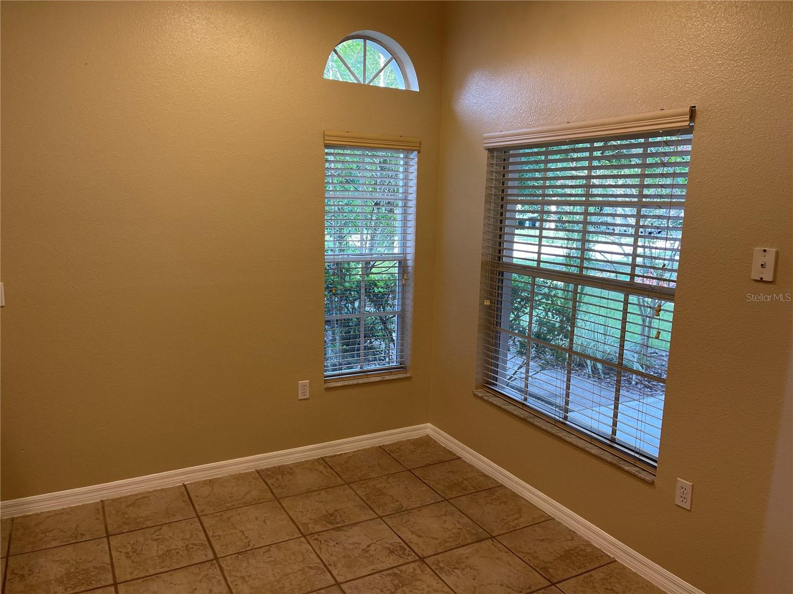 Image 6 of 17 For 3143 Lindera Drive