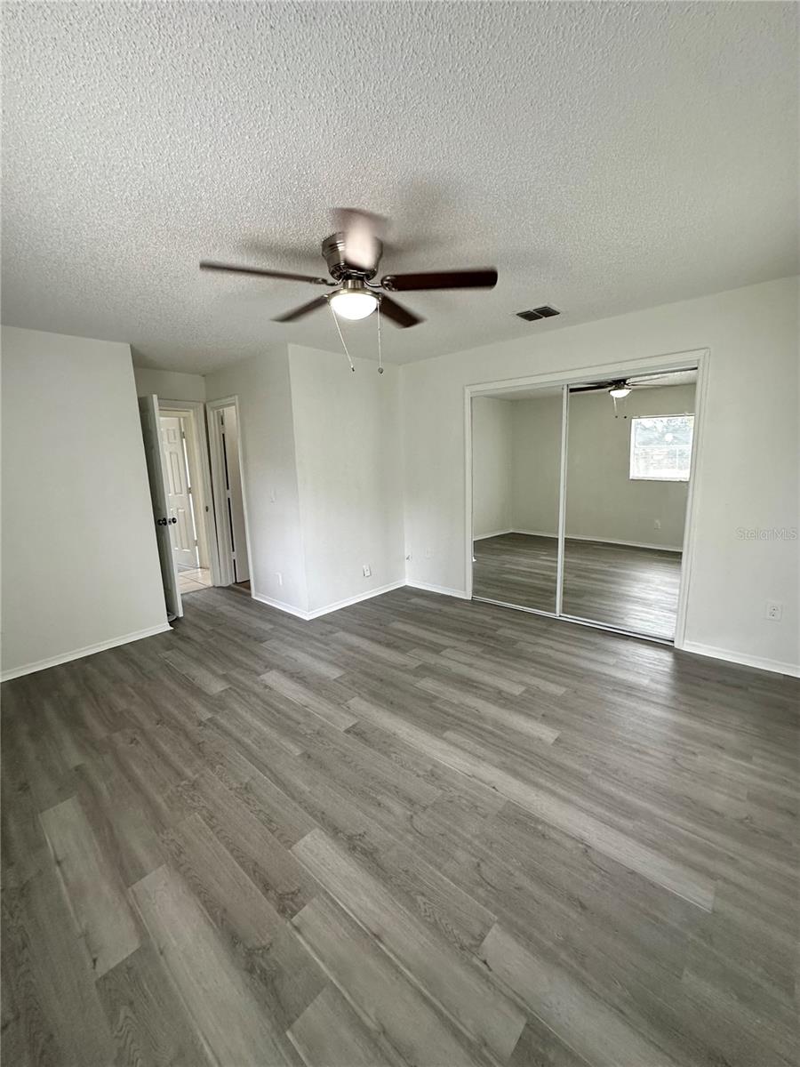 Image 16 of 18 For 463 Apopka Hills Circle