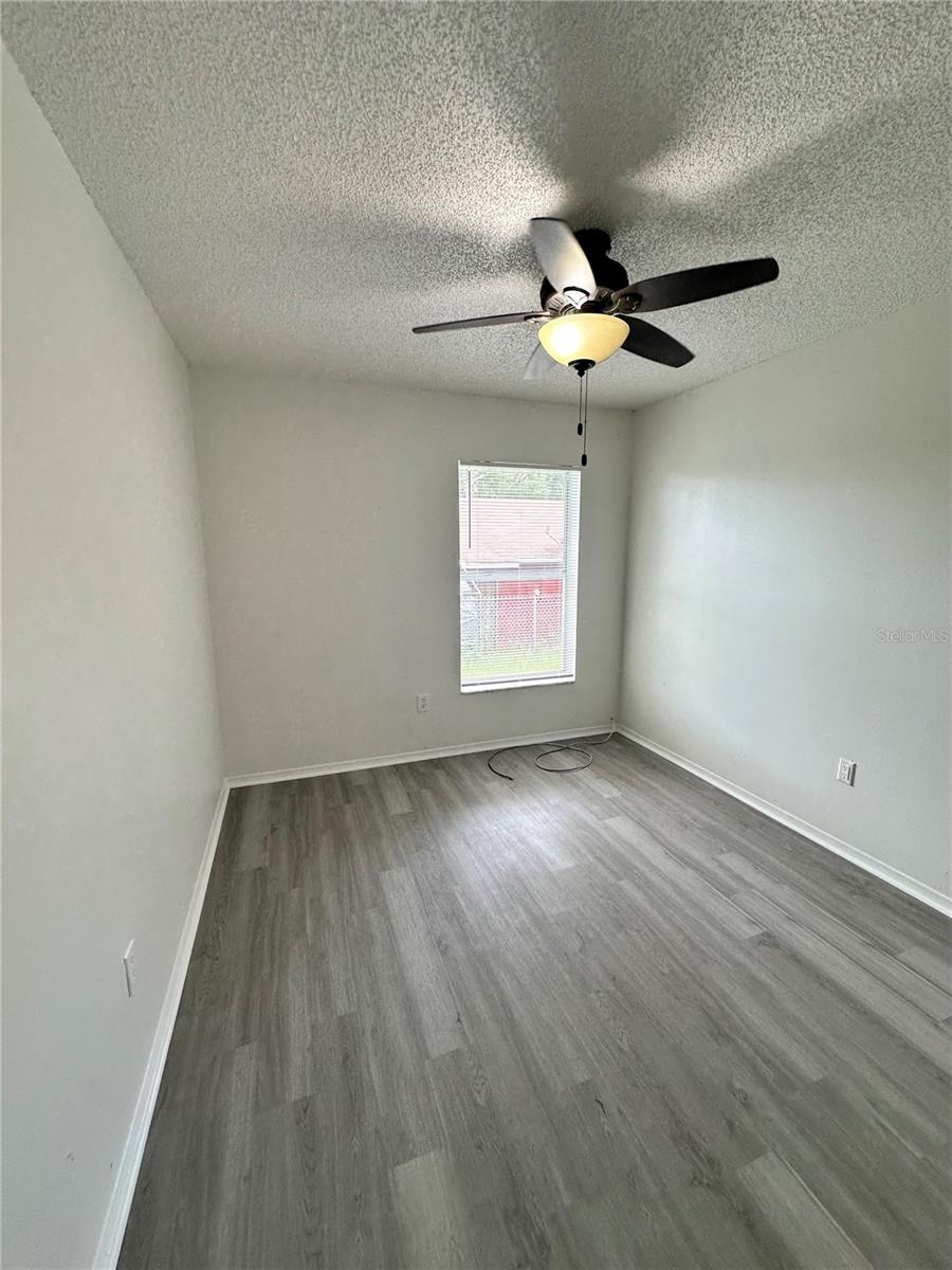 Image 17 of 18 For 463 Apopka Hills Circle