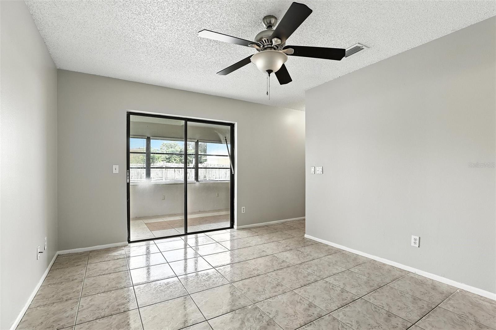 Image 16 of 37 For 7810 Wortham Court