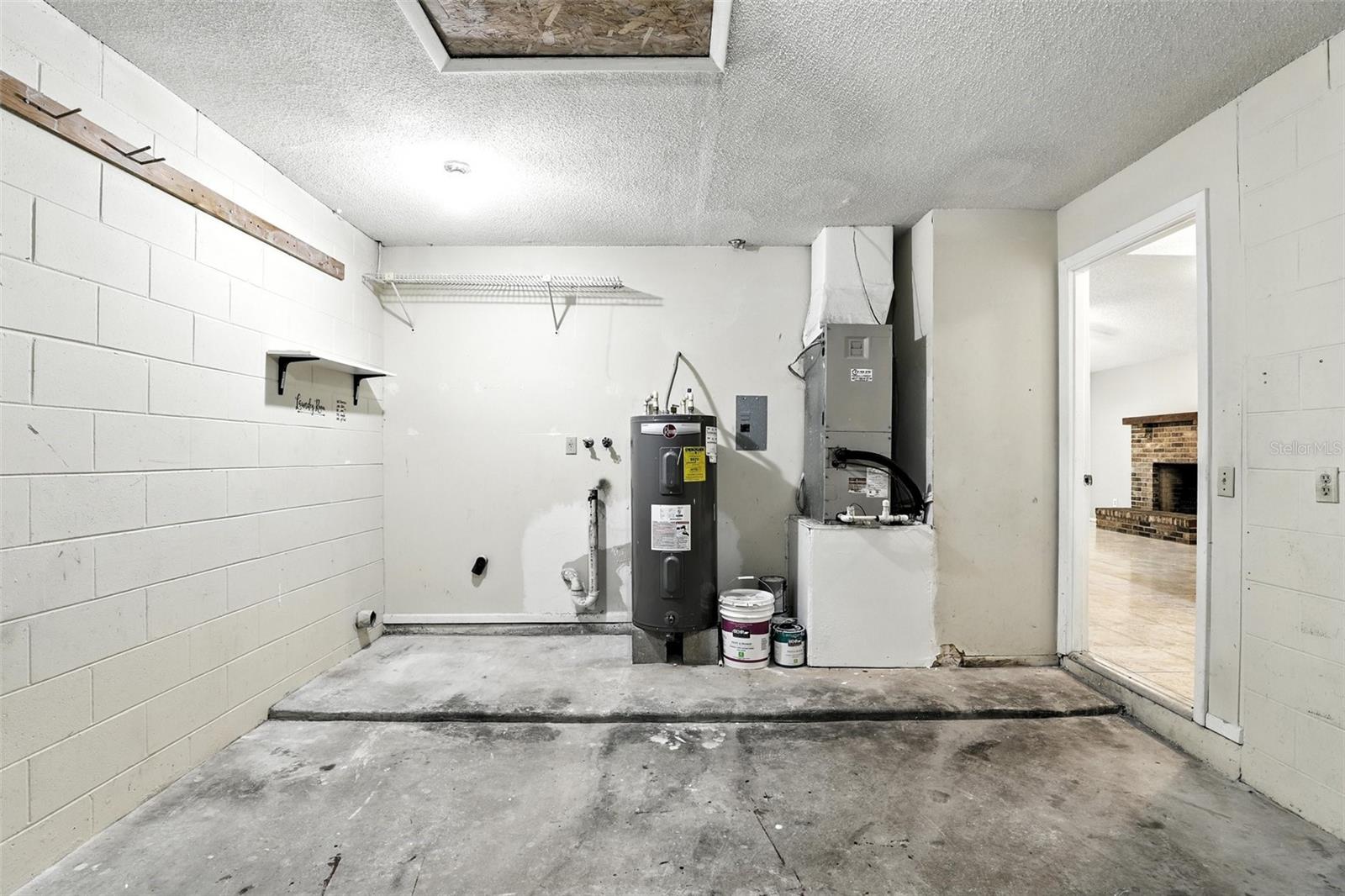 Image 26 of 37 For 7810 Wortham Court