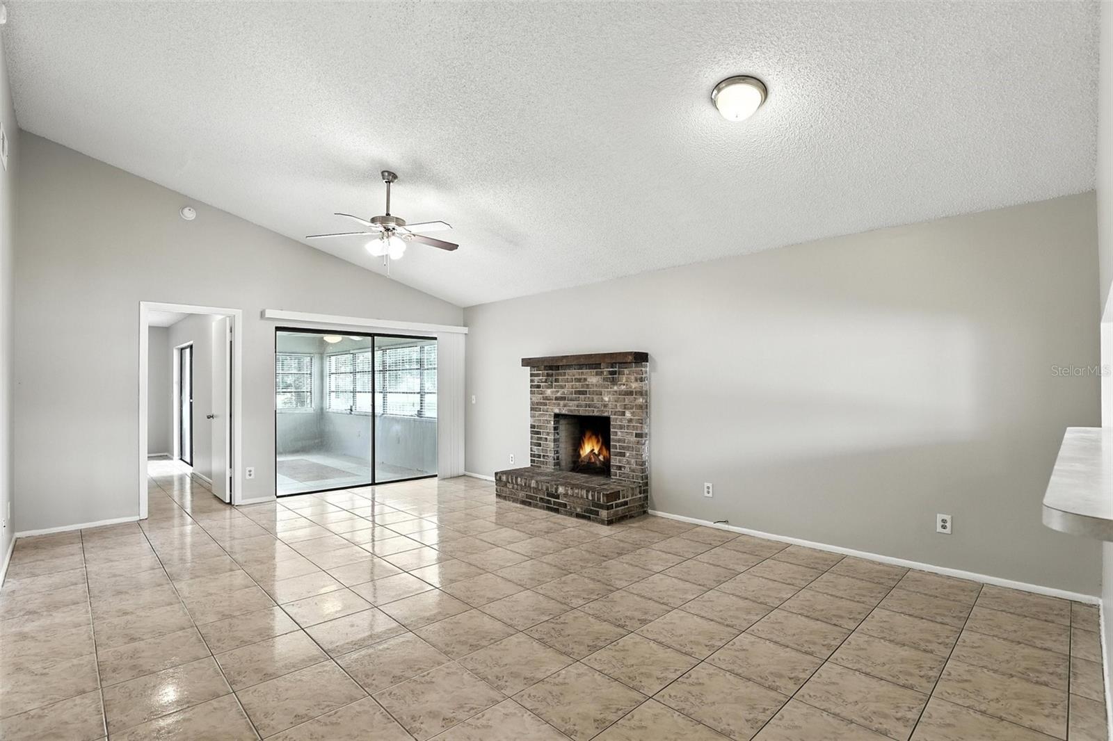 Image 5 of 37 For 7810 Wortham Court