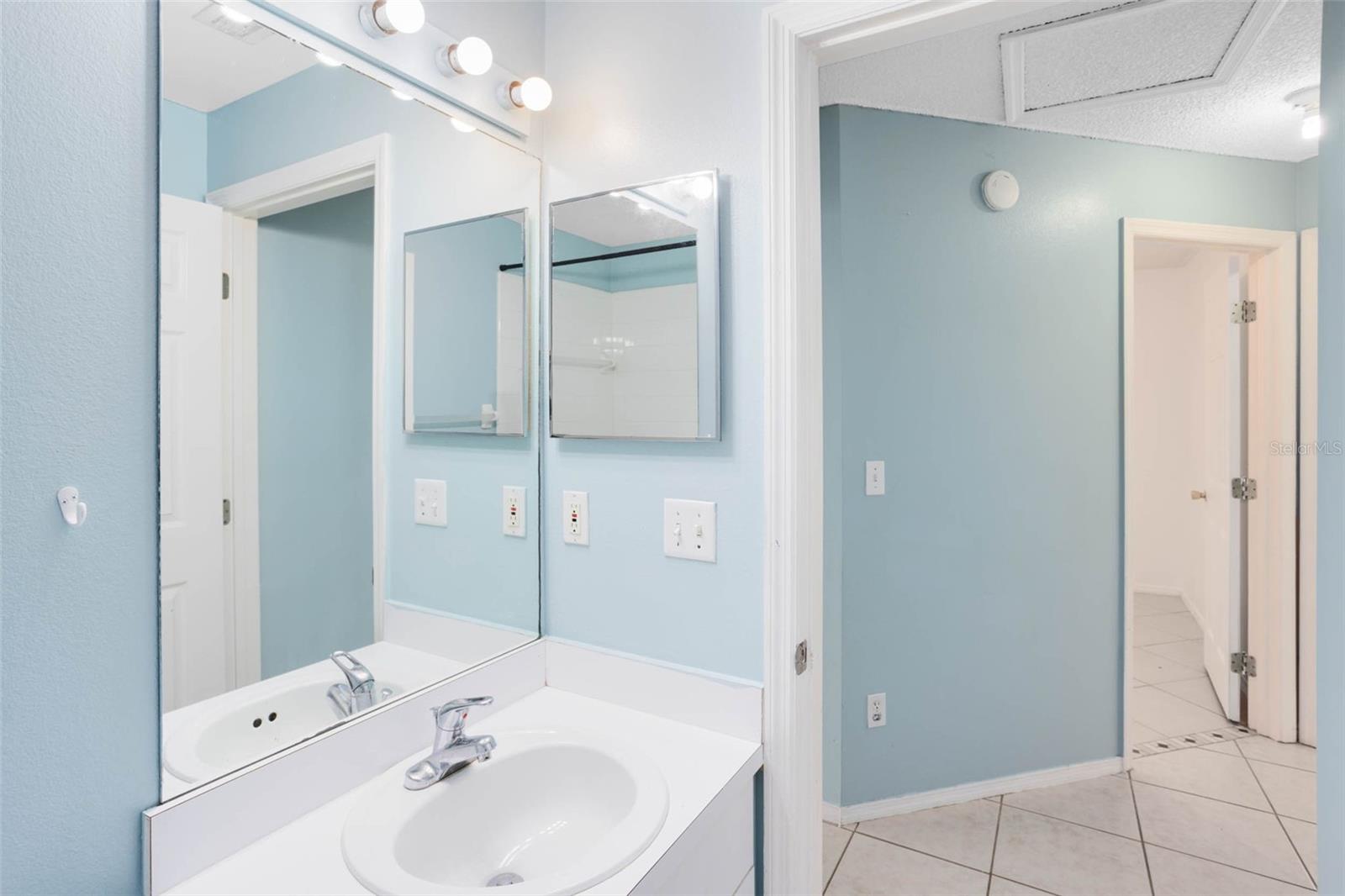Image 22 of 35 For 1558 Palmstone Drive