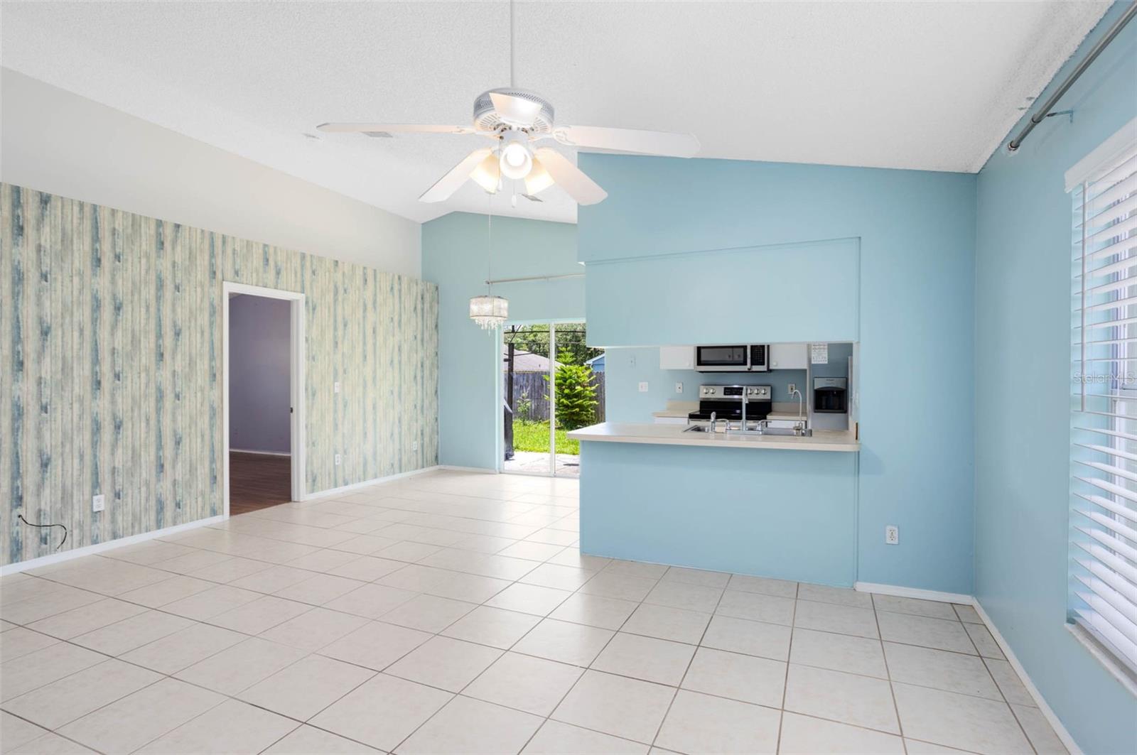 Image 4 of 35 For 1558 Palmstone Drive