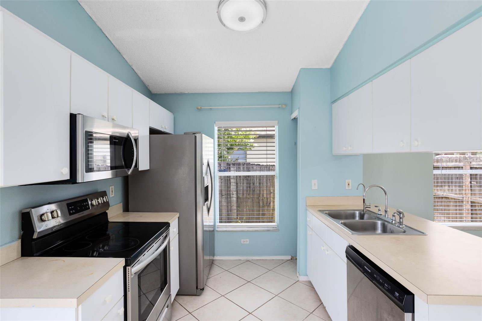 Image 7 of 35 For 1558 Palmstone Drive