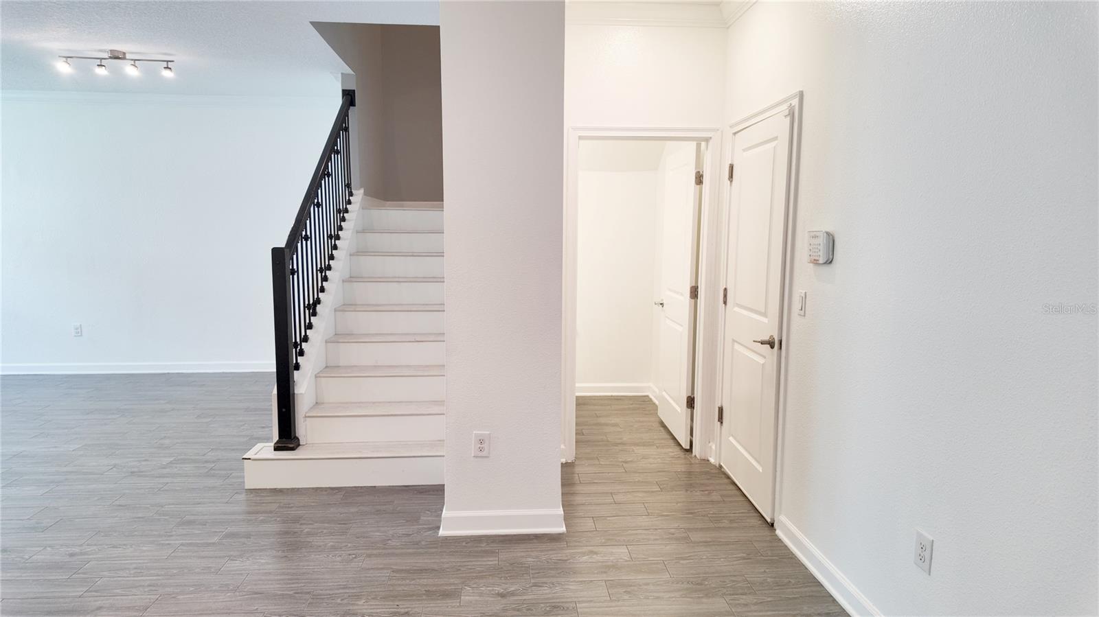 Image 4 of 21 For 8543 Spyglass Lane