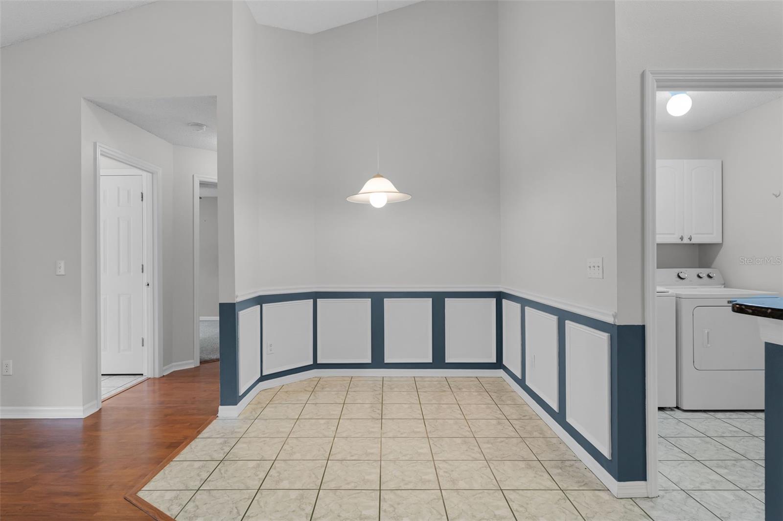 Image 15 of 35 For 1326 Hampshire Place Circle