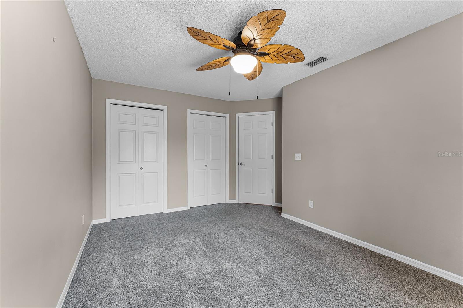 Image 29 of 35 For 1326 Hampshire Place Circle