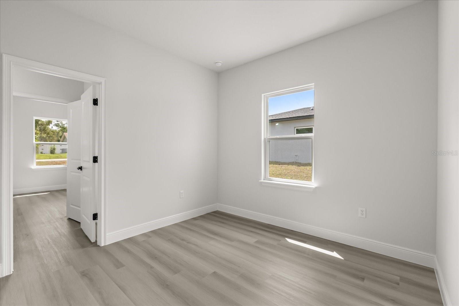 Image 22 of 33 For 1970 160th Place