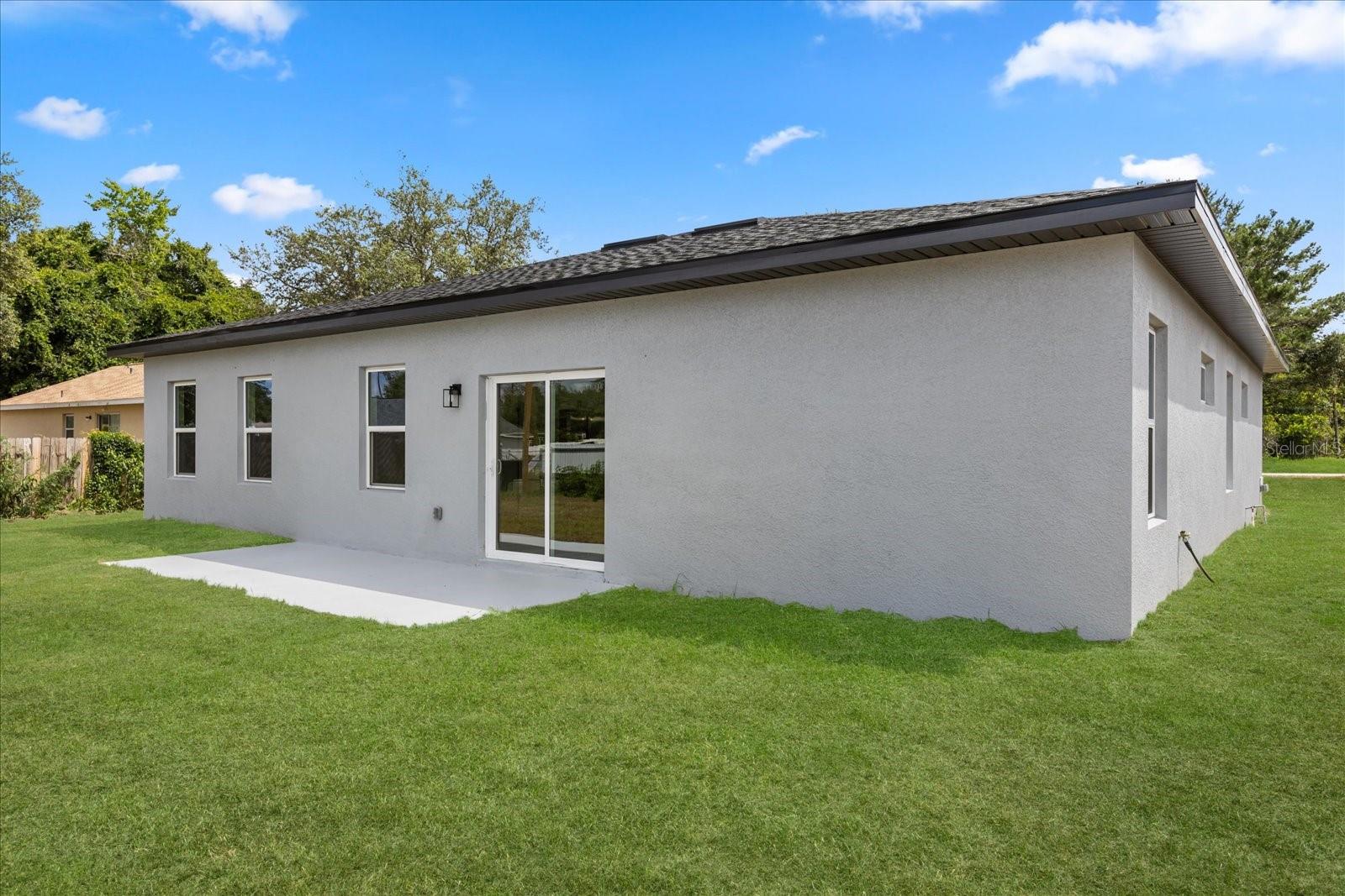 Image 32 of 33 For 1970 160th Place