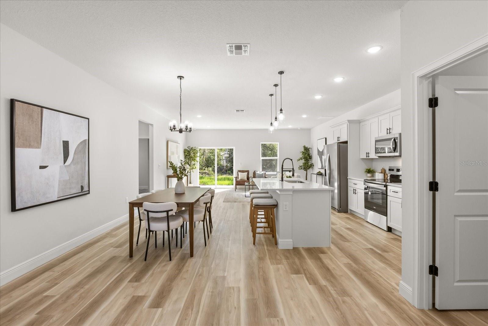 Image 4 of 33 For 1970 160th Place