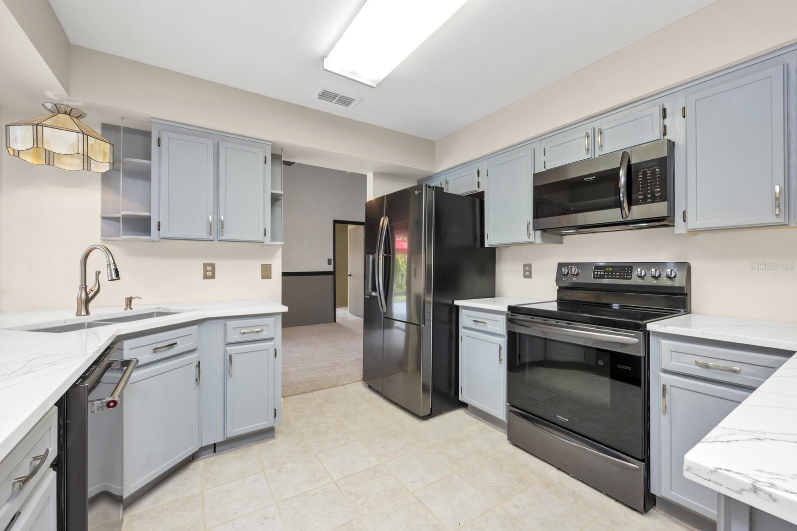 Image 8 of 33 For 9001 New Orleans Court