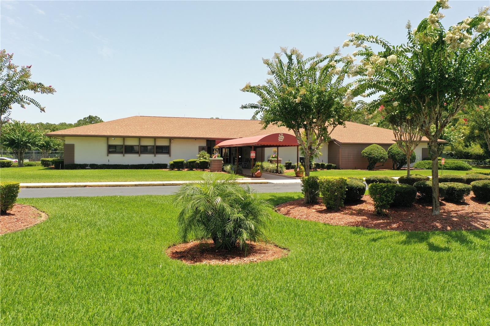 Listing photo id 37 for 11201 Scenic View Lane