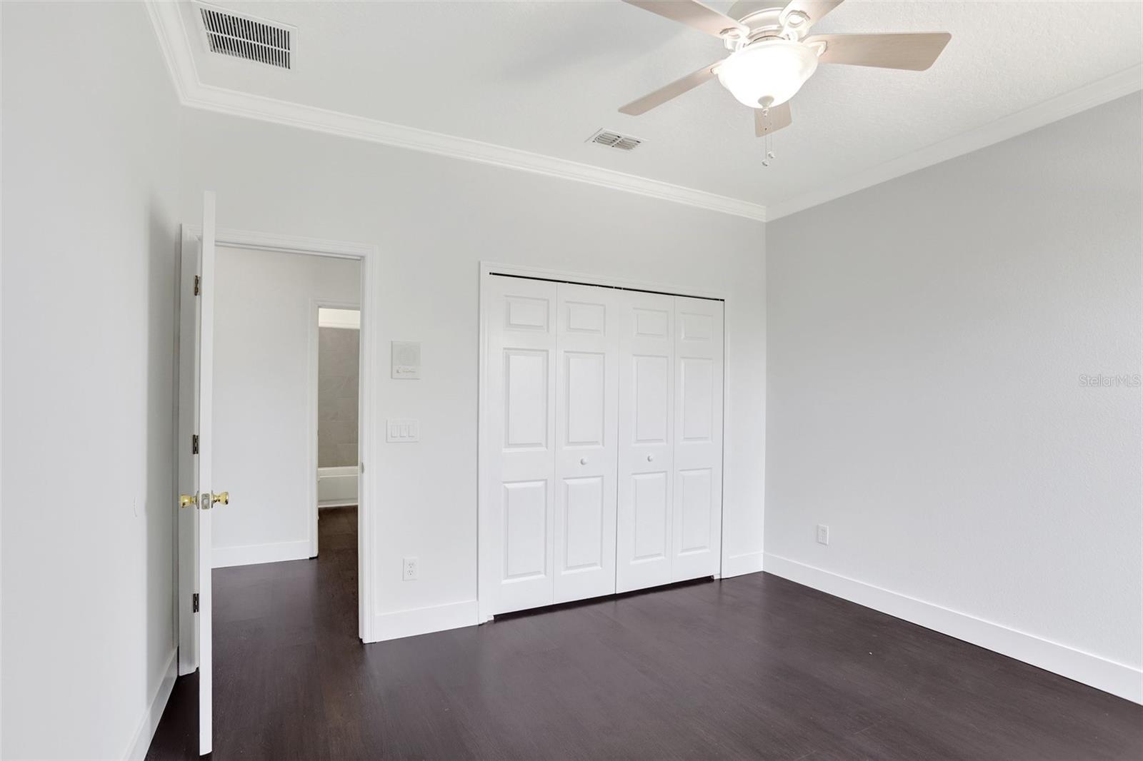 Image 41 of 57 For 10071 Cypress Knee Circle