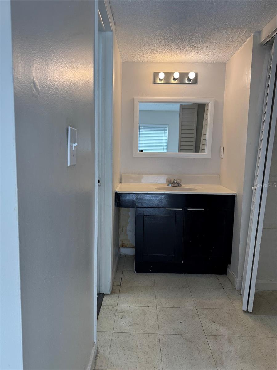 Image 12 of 22 For 2541 Myrtle Avenue A