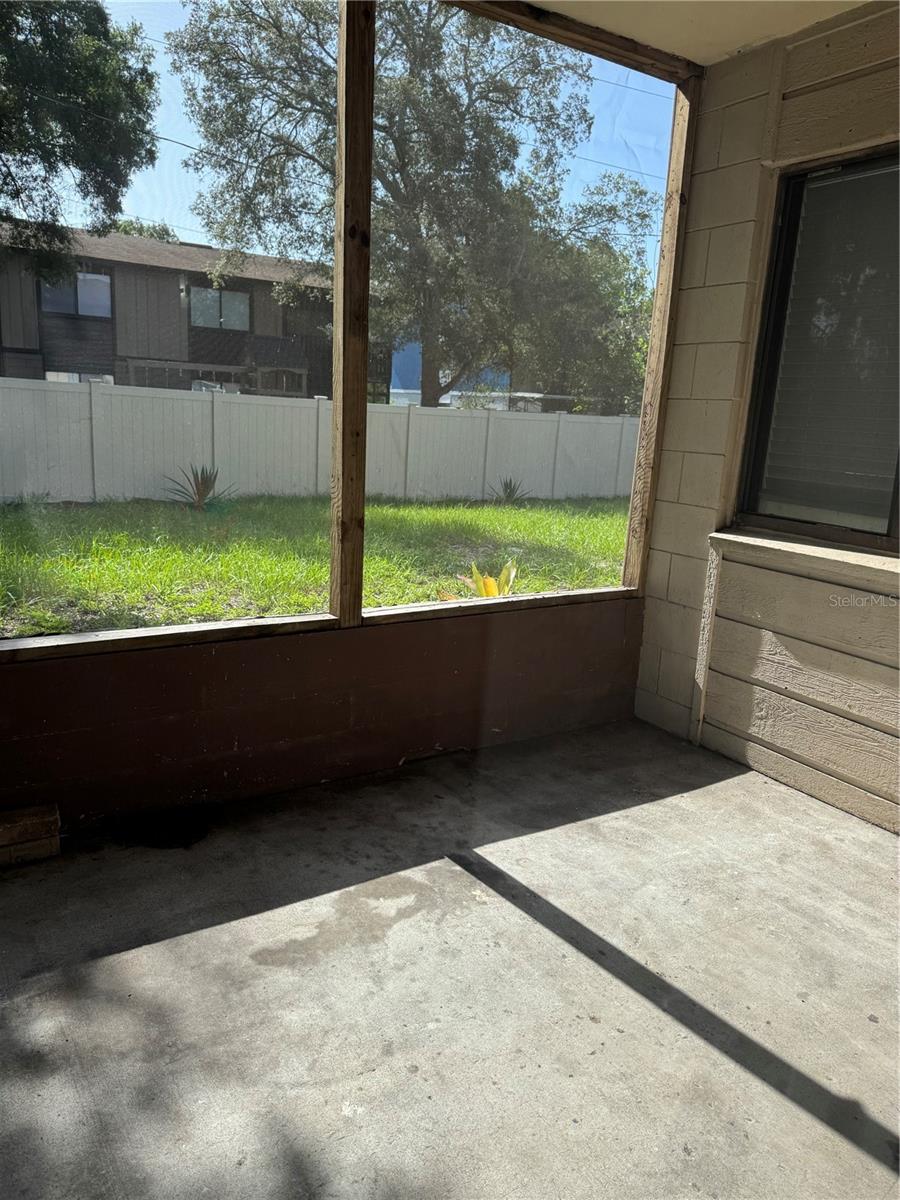 Image 17 of 22 For 2541 Myrtle Avenue A