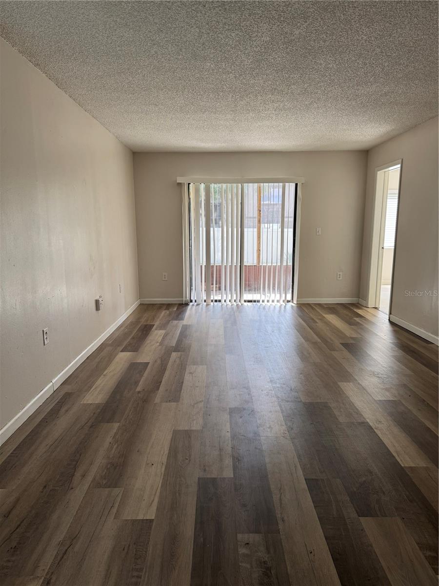 Image 6 of 22 For 2541 Myrtle Avenue A