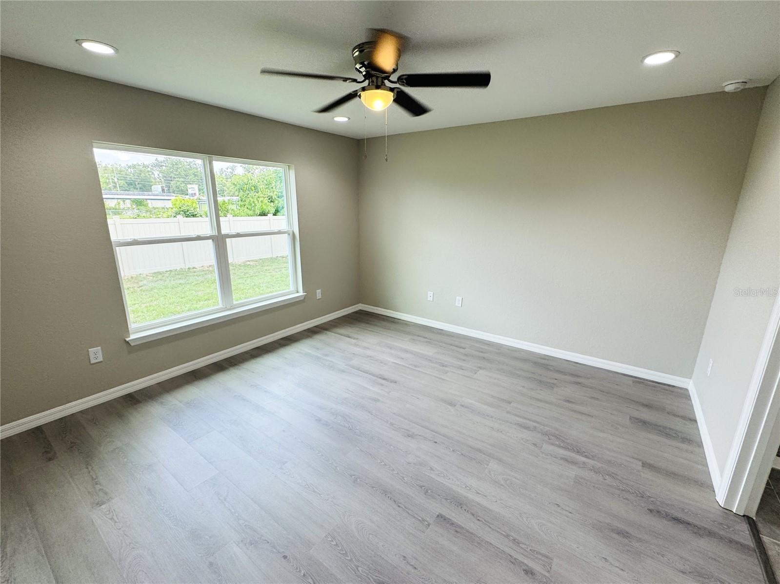 Image 4 of 12 For 6584 108th Lane
