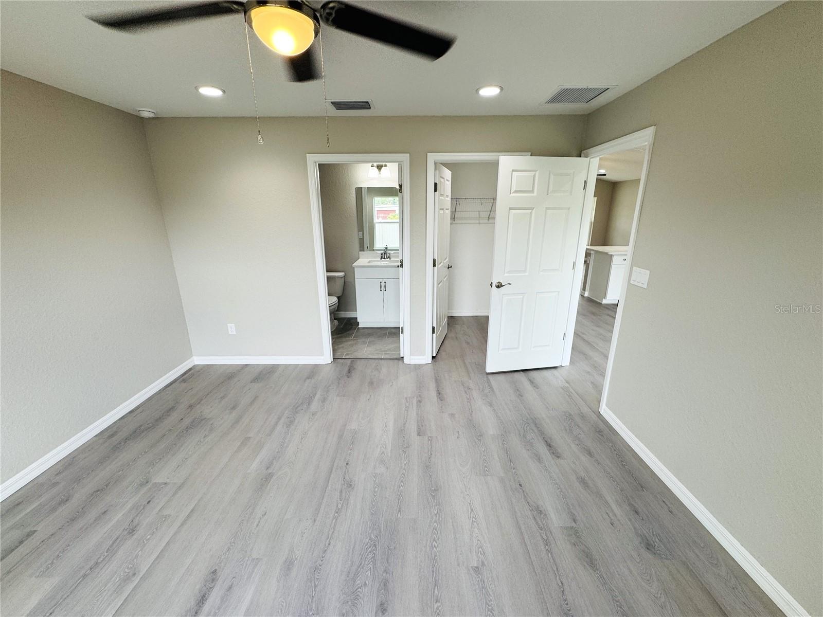 Image 5 of 12 For 6584 108th Lane