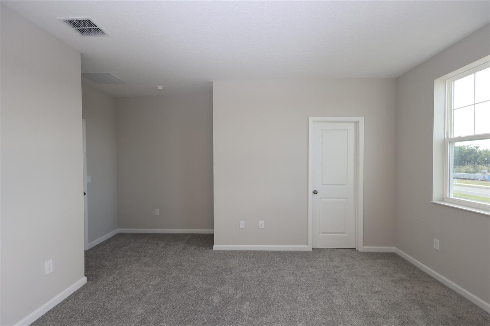 Image 37 of 52 For 9368 Bolshoi Alley