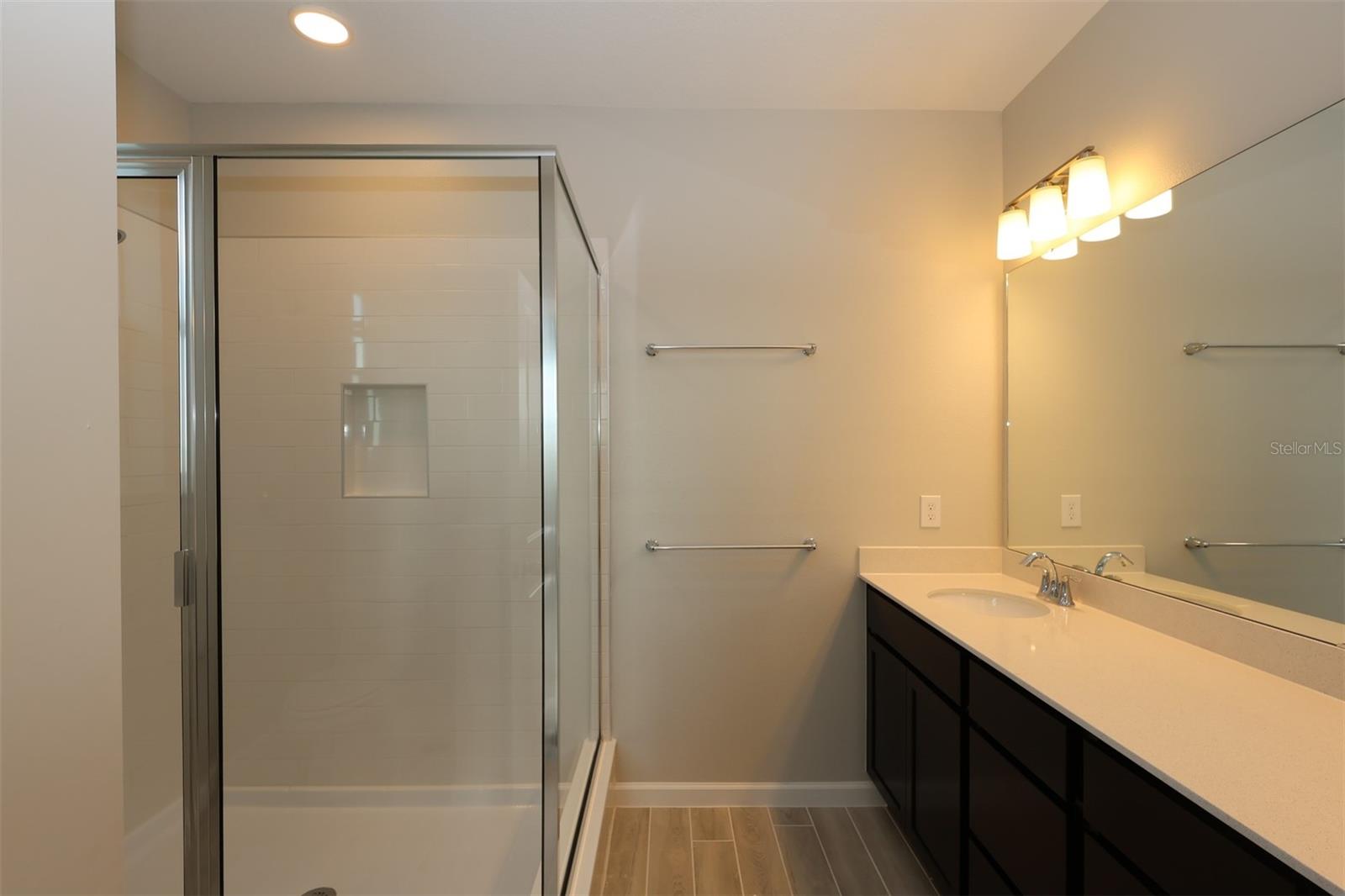 Image 38 of 52 For 9368 Bolshoi Alley