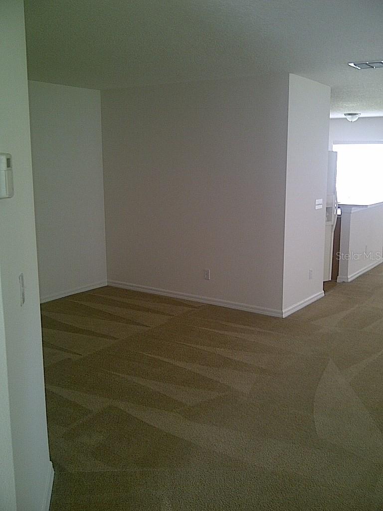 Image 3 of 14 For 681 Cresting Oak Circle 106