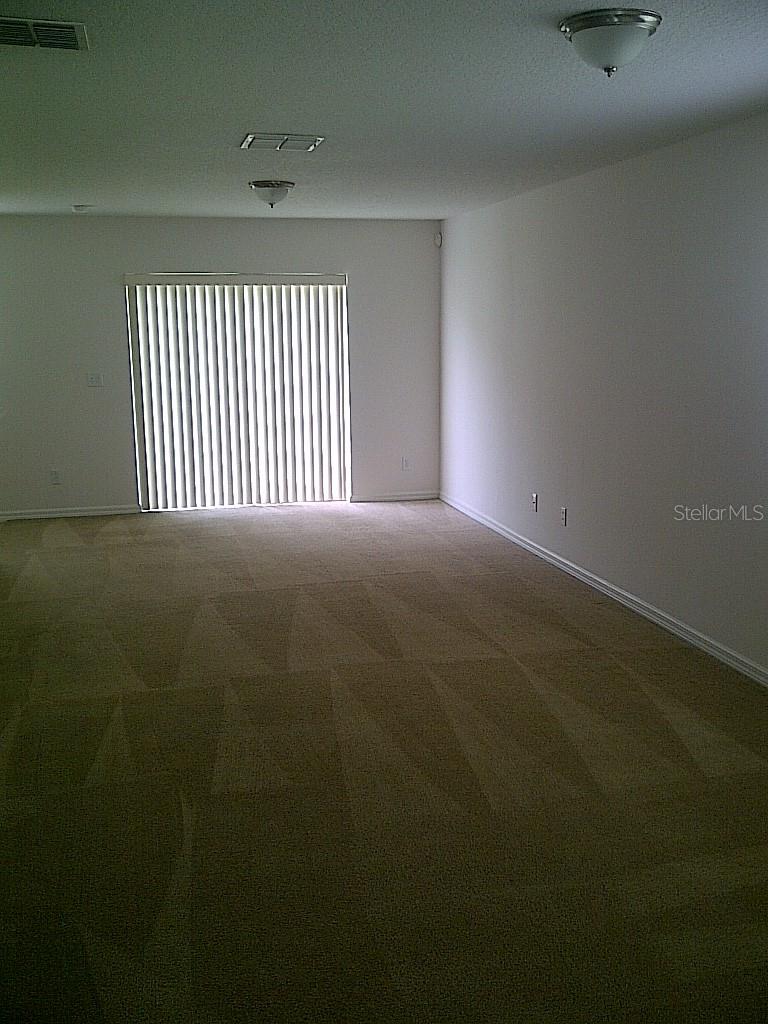 Image 4 of 14 For 681 Cresting Oak Circle 106