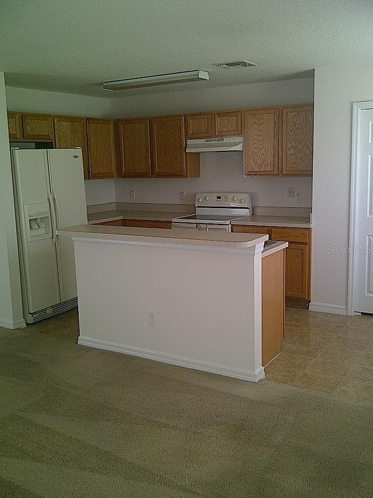 Image 5 of 14 For 681 Cresting Oak Circle 106