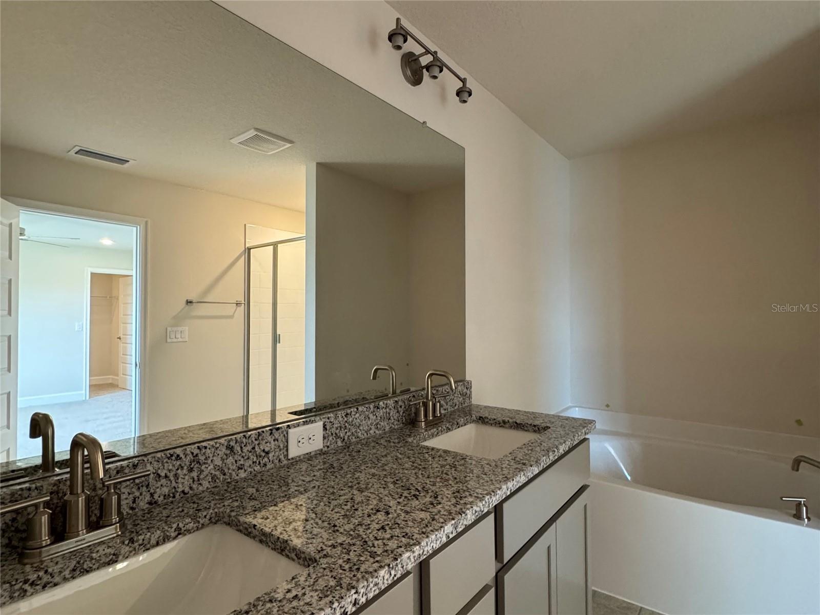 Image 31 of 54 For 4113 Sagefield Drive