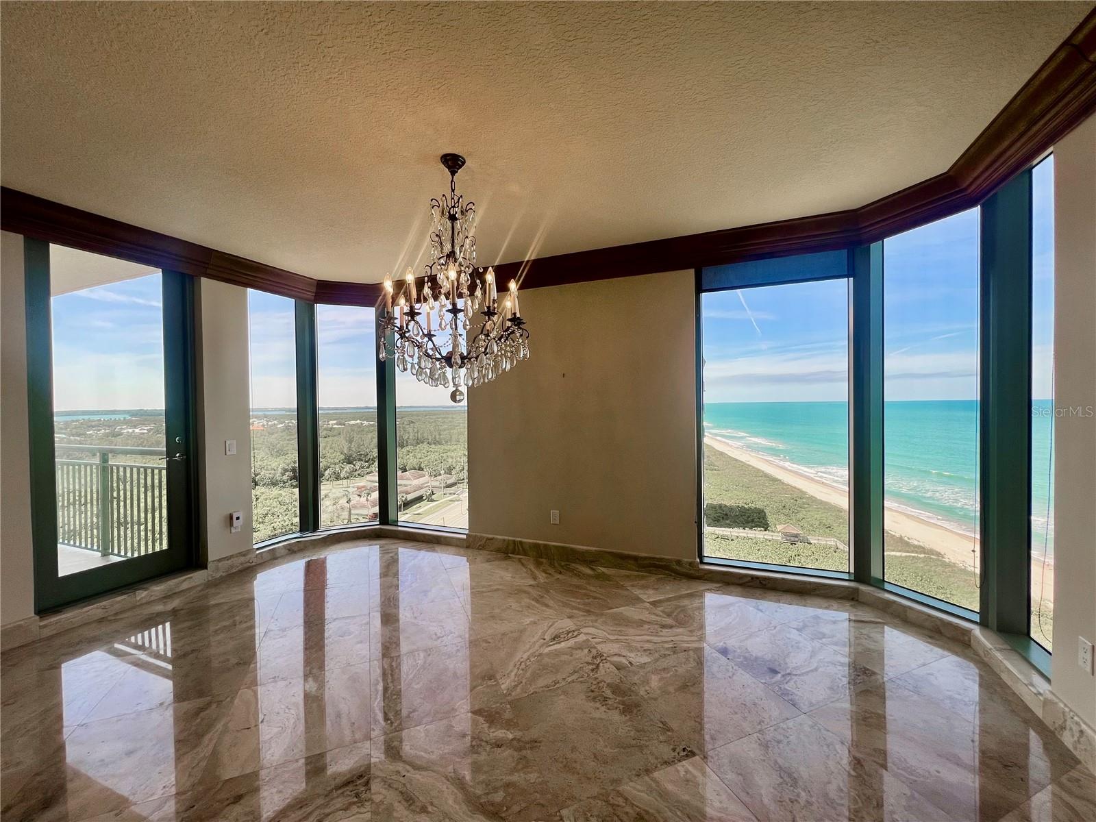 Image 7 of 40 For 4310 N Highway A1a  1202