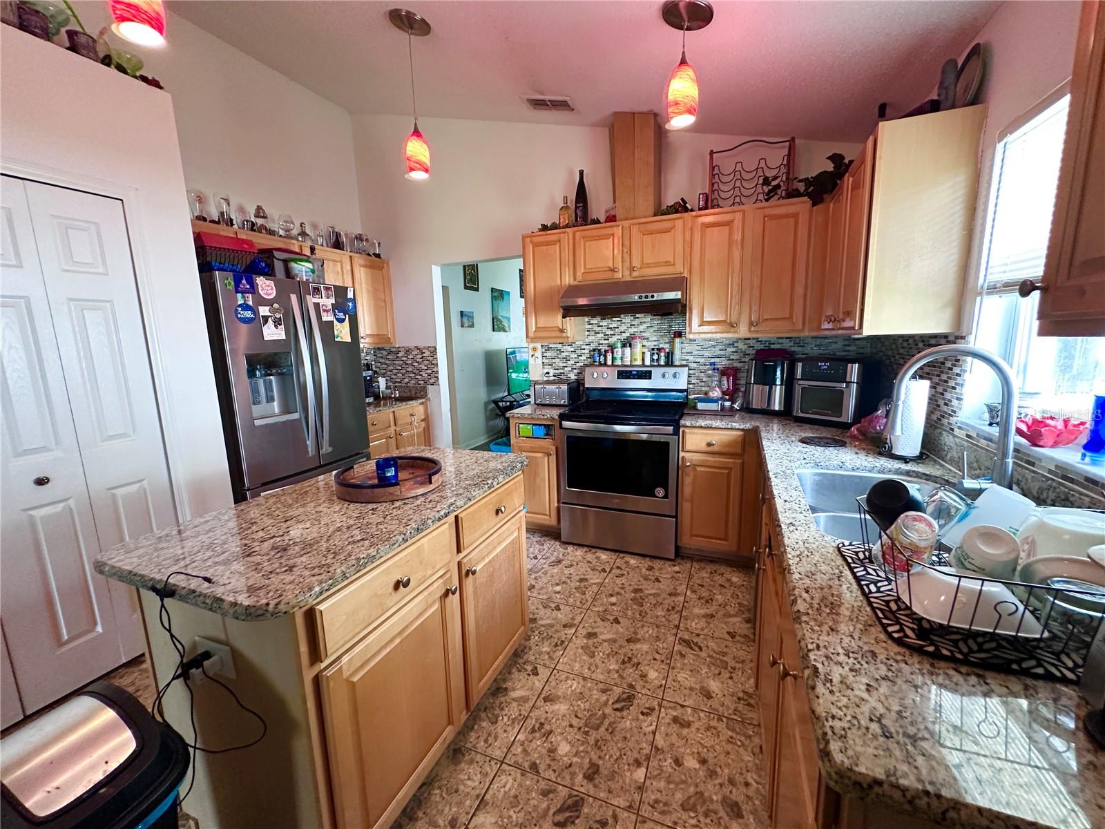 Image 10 of 24 For 603 Reston Place