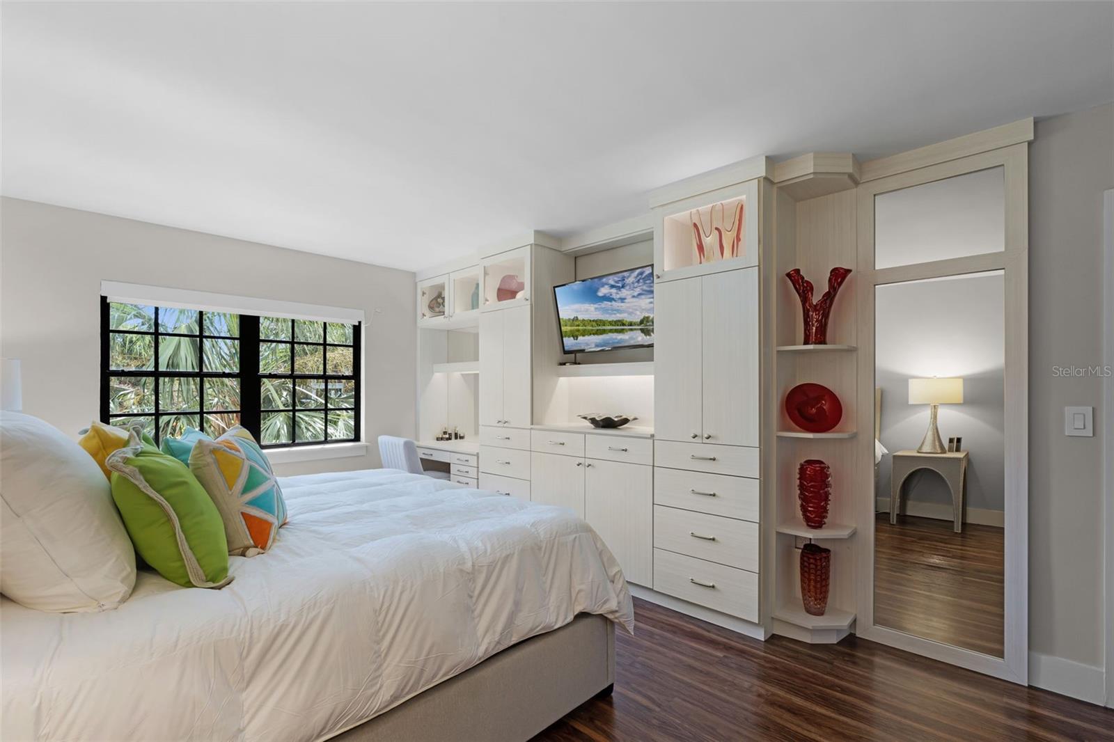 Image 31 of 51 For 100 Interlachen Avenue 204d