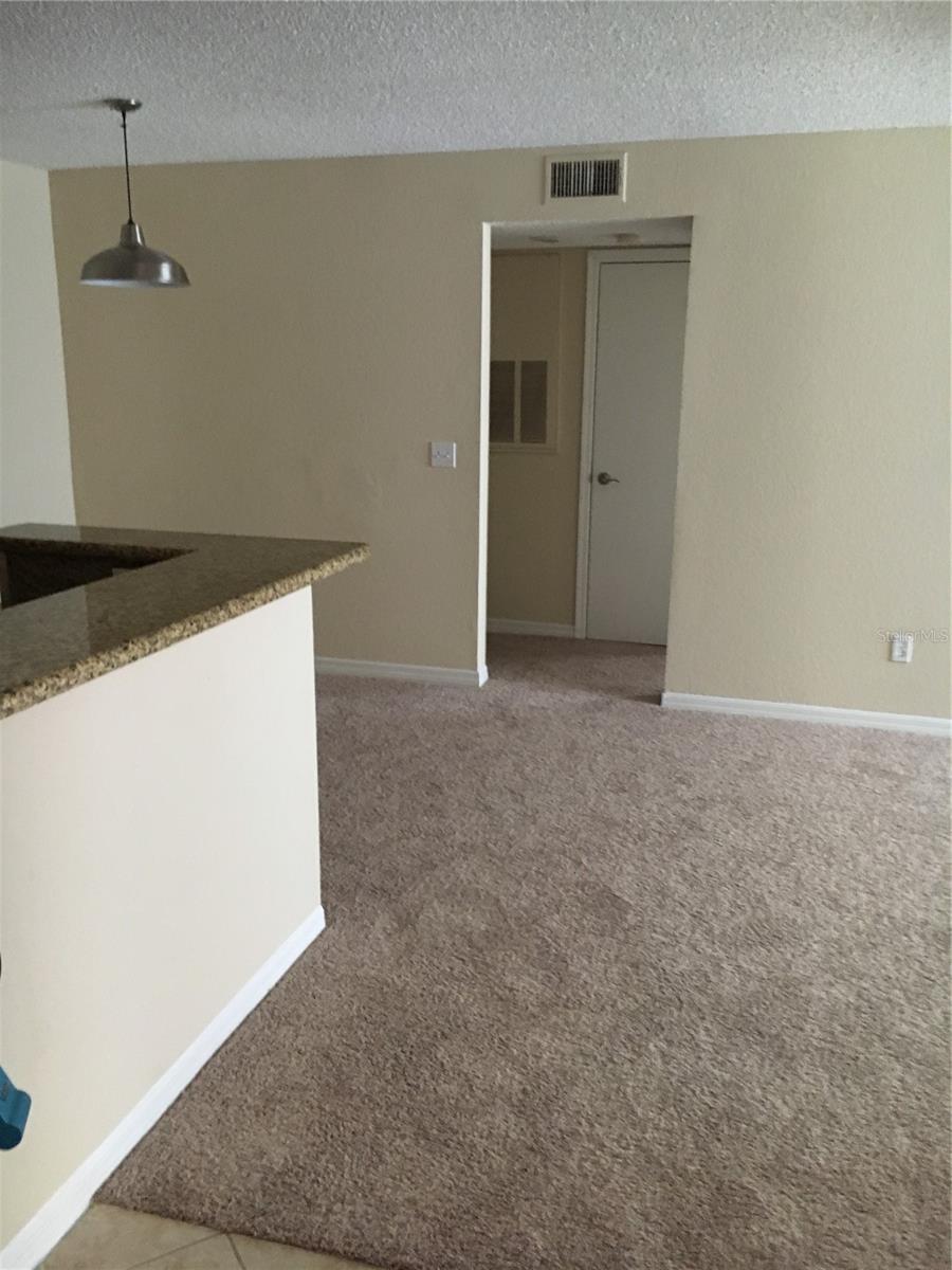 Image 3 of 17 For 5120 Conroy Road 516