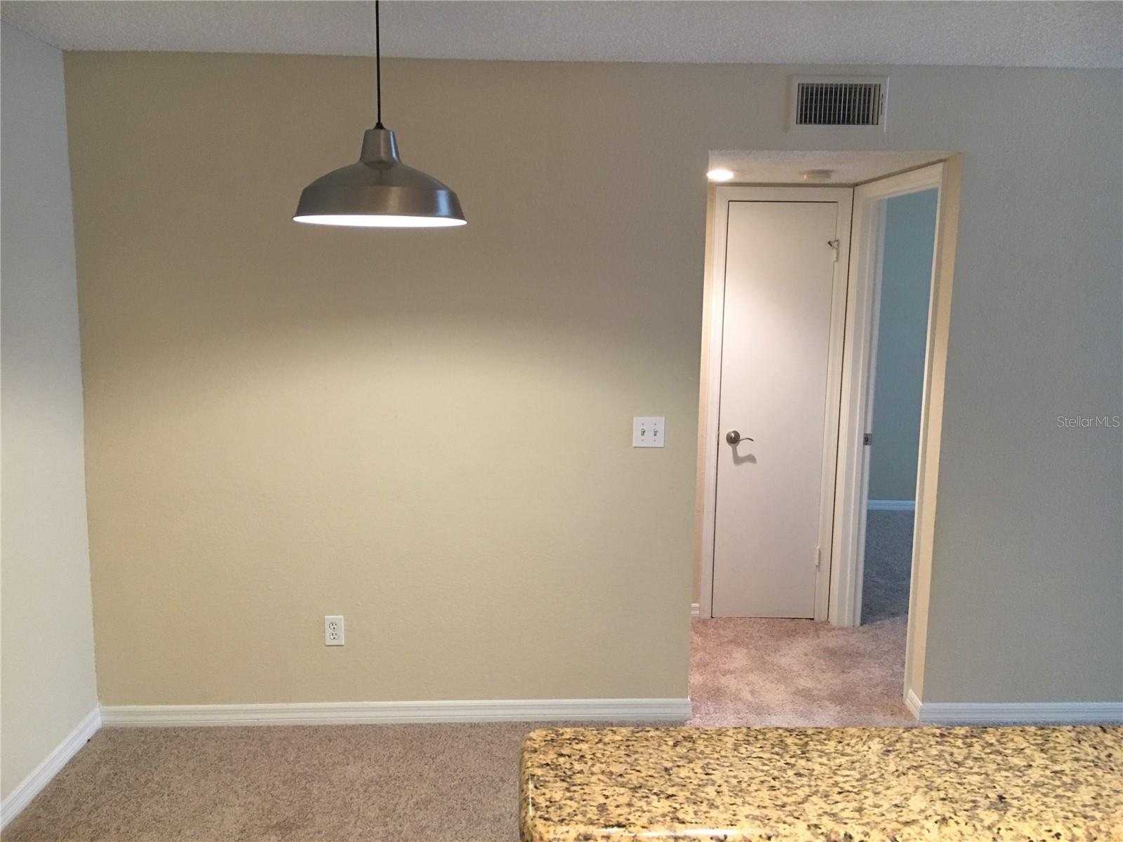 Image 7 of 17 For 5120 Conroy Road 516
