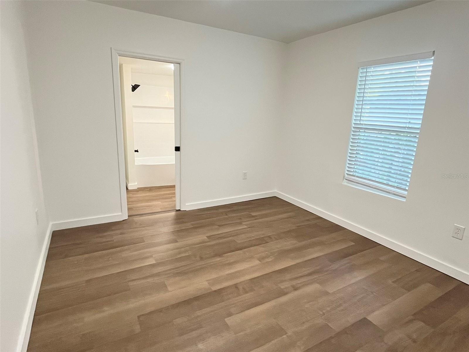 Image 3 of 16 For 1521 Nieuport Lane