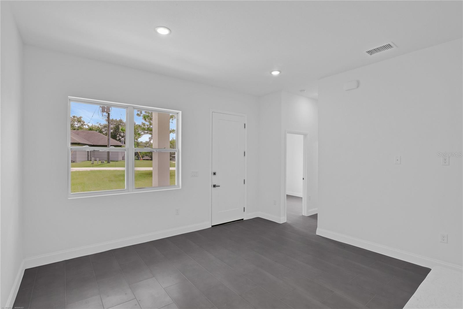 Image 25 of 48 For 20563 Rainbow Lakes Boulevard