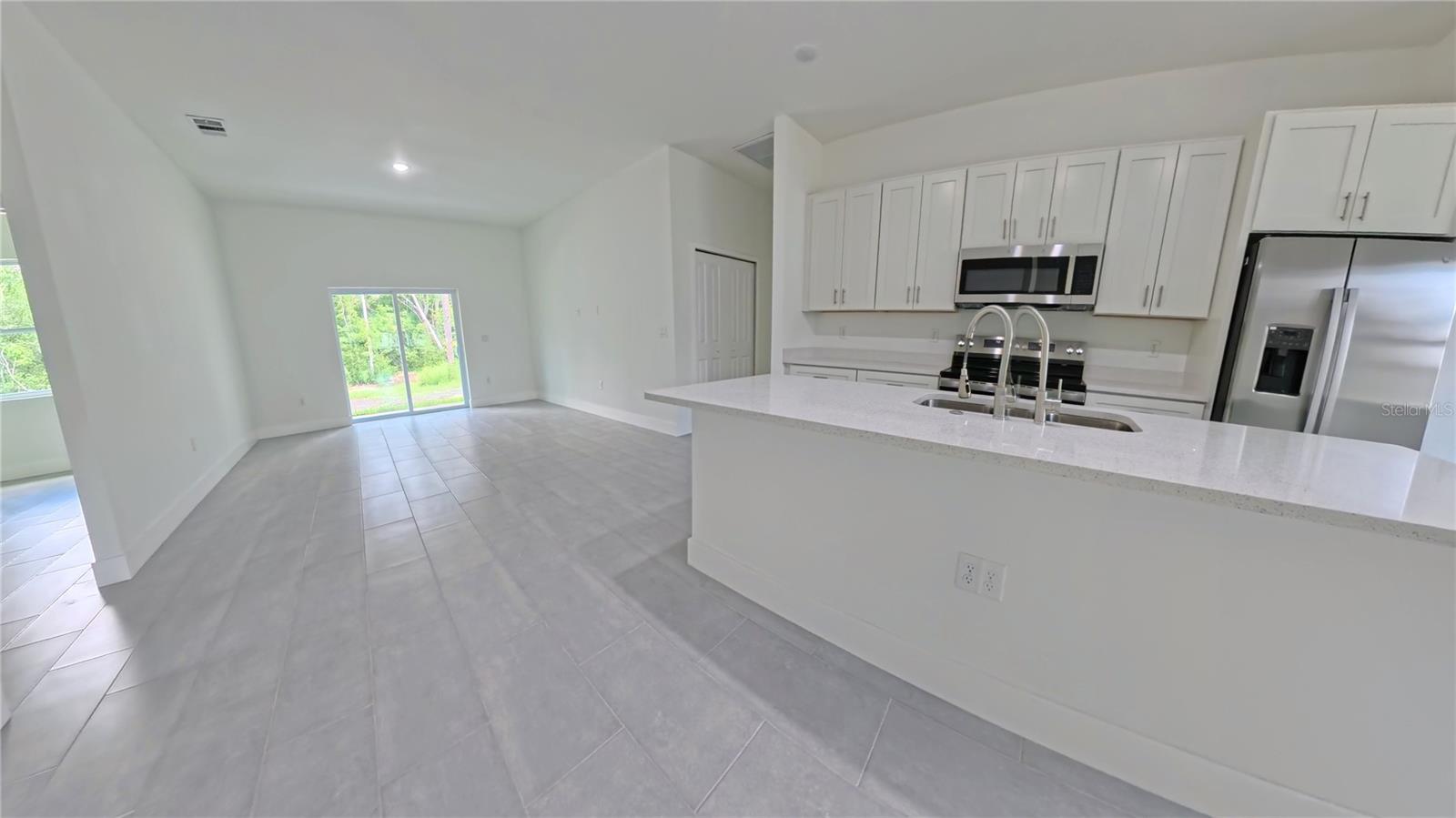 Image 8 of 17 For 20563 Rainbow Lakes Boulevard