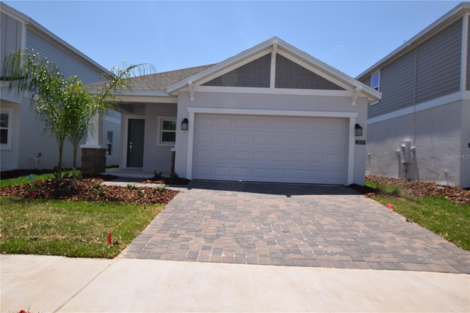 Image 2 of 30 For 2839 Armstrong Avenue