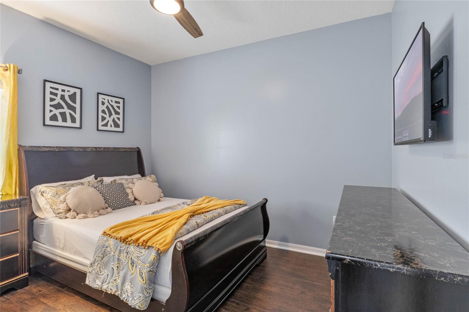 Image 11 of 23 For 817 Highgate Park Boulevard